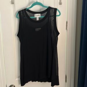 Ladies dressy tank with liner